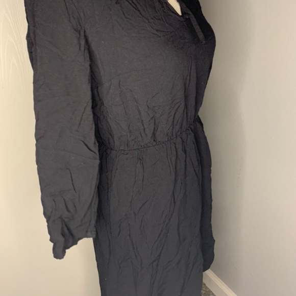 H&M black dress - Picture 3 of 3